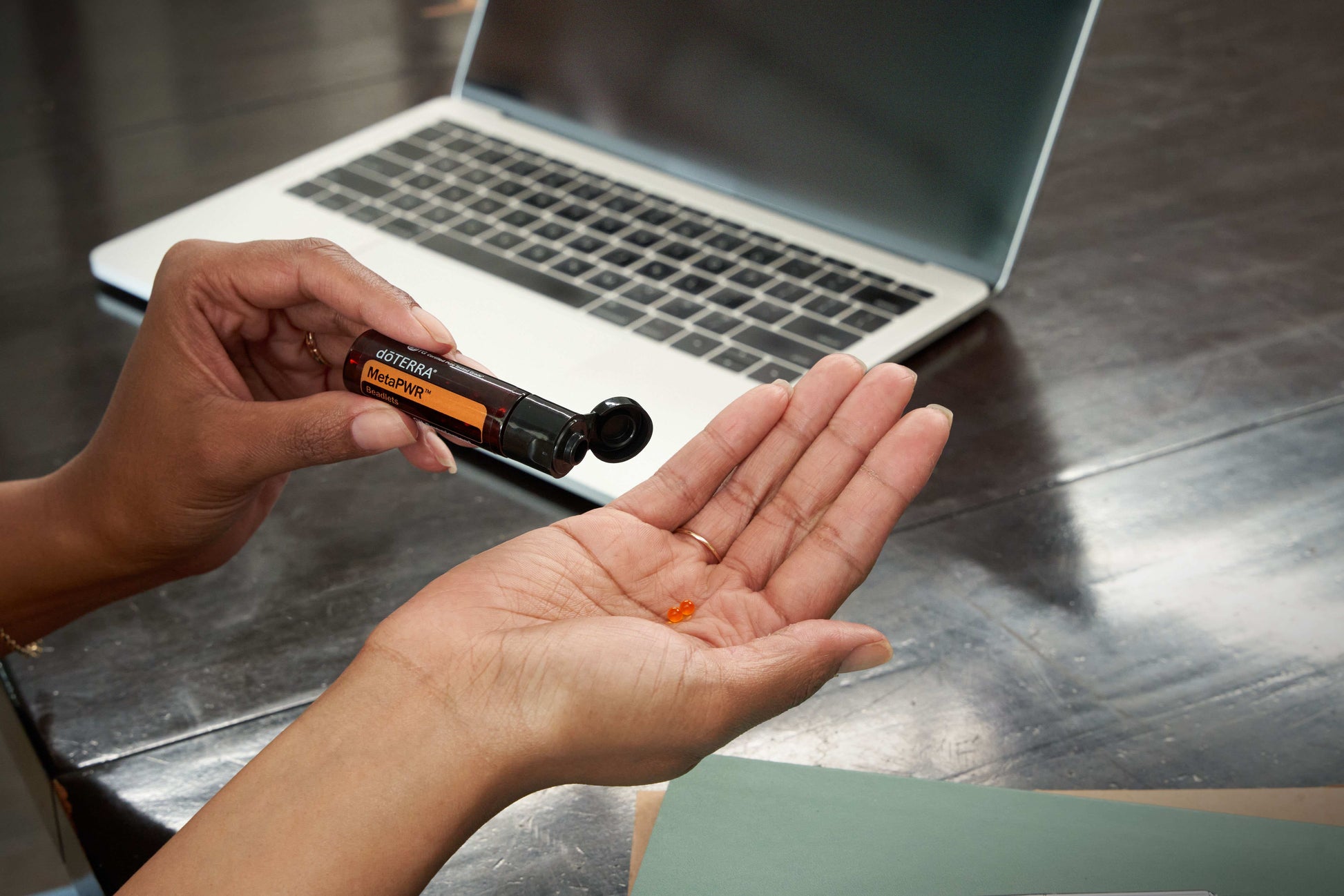 Doterra MetaPWR beadlet gyöngyöcskék